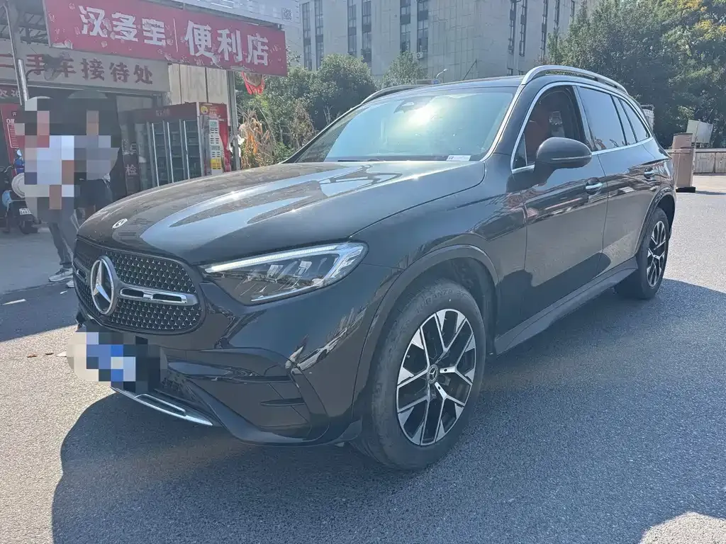 Mercedes-Benz GLC — фото 1