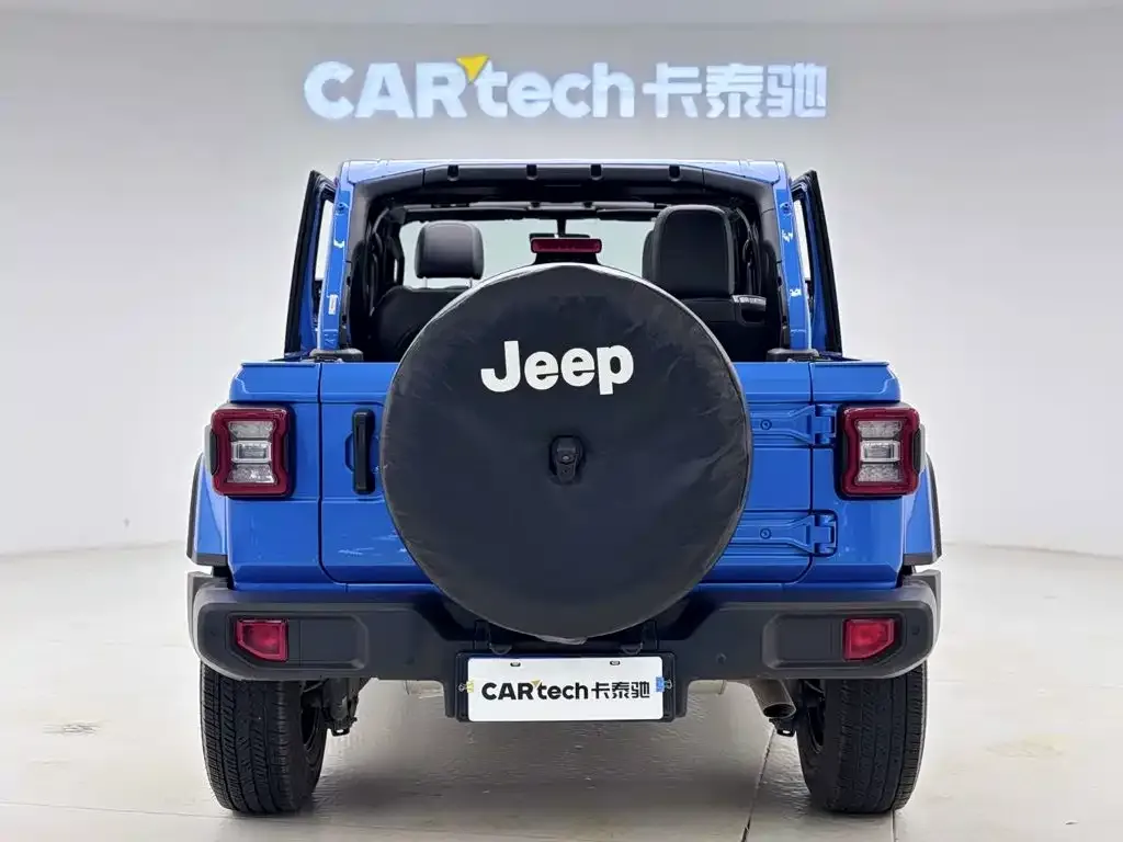 Jeep Wrangler — фото 3