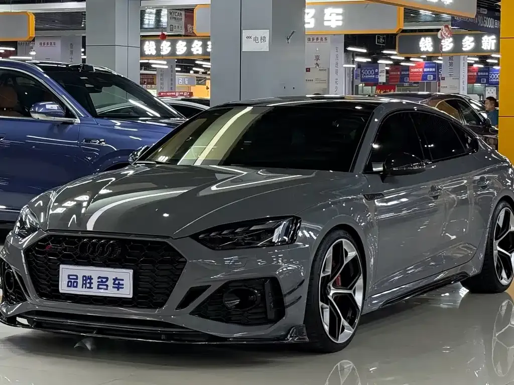 Audi RS 5 — фото 1