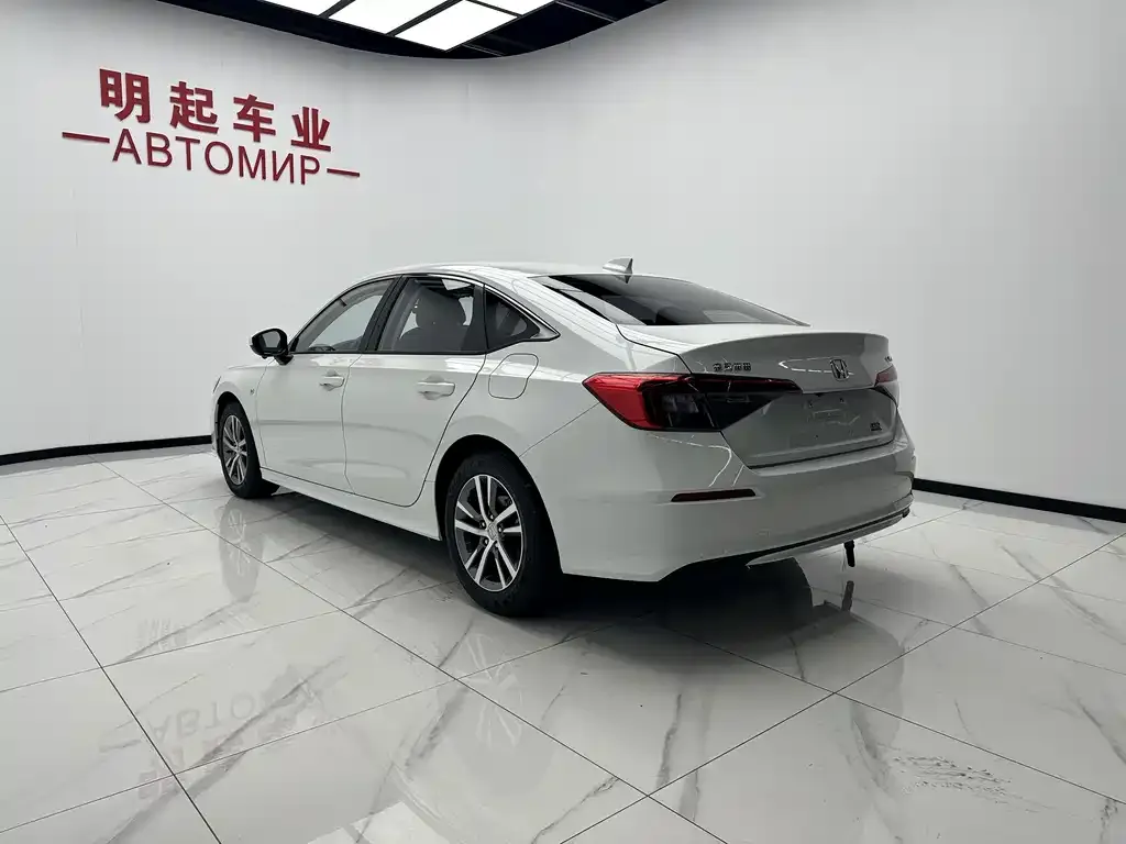 Honda Civic — фото 5