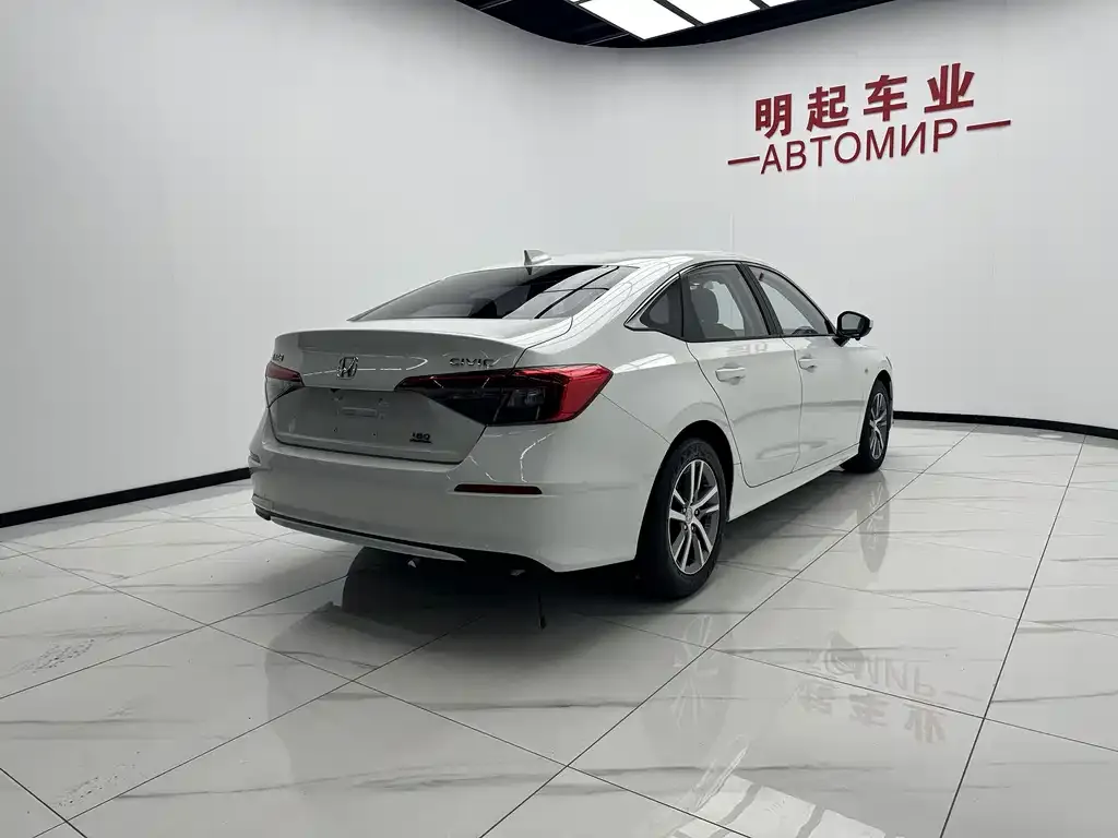 Honda Civic — фото 7
