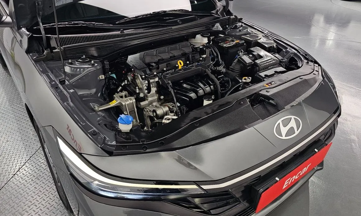 Hyundai AVANTE — фото 3