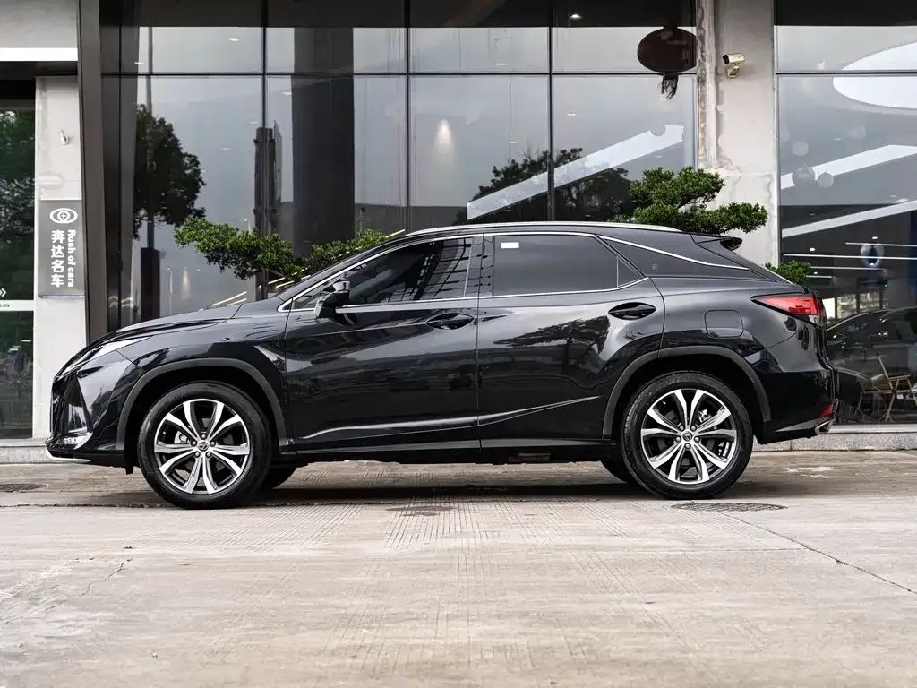 Lexus RX — фото 5