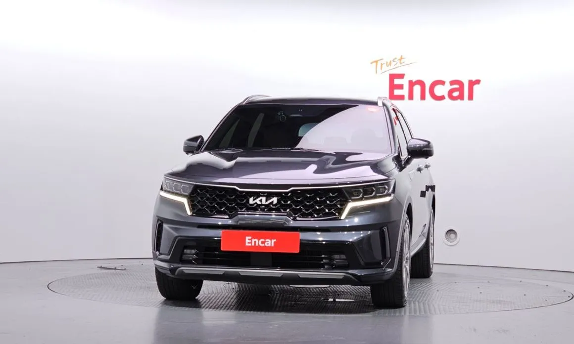 Kia Sorento — фото 6