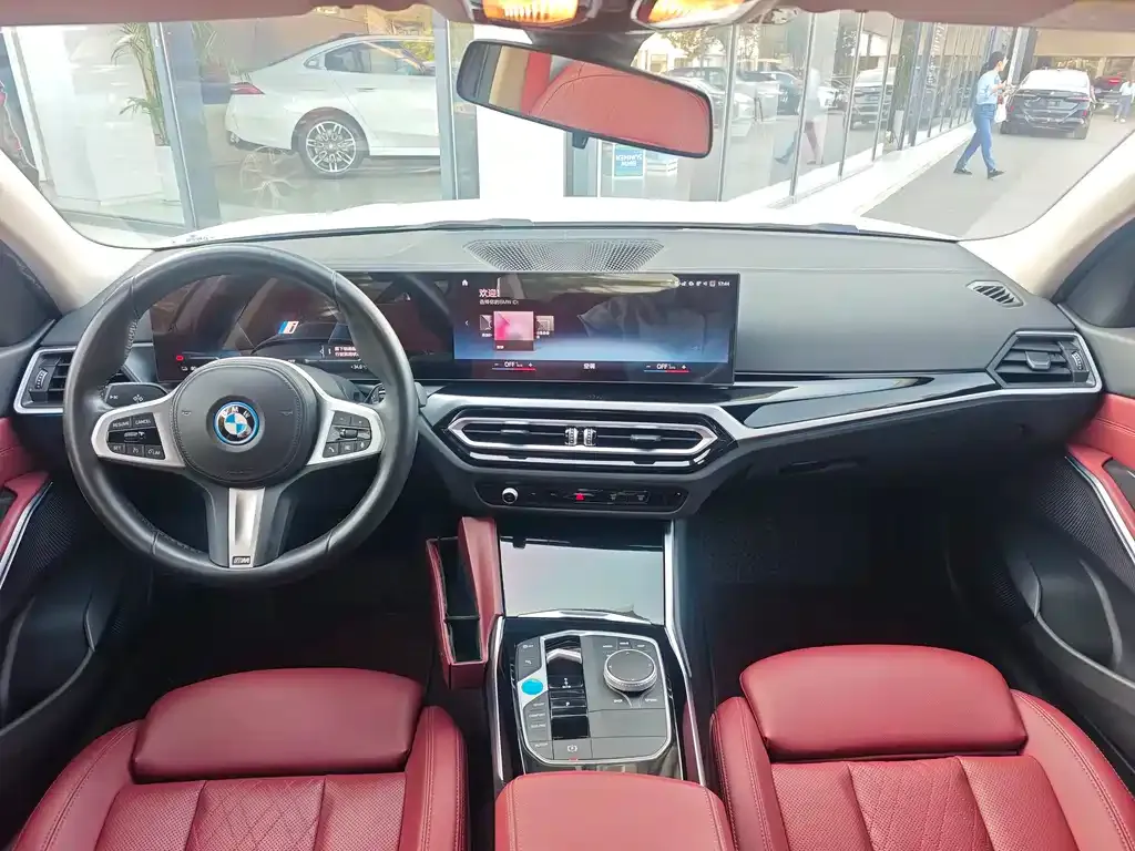 BMW i3 — фото 4