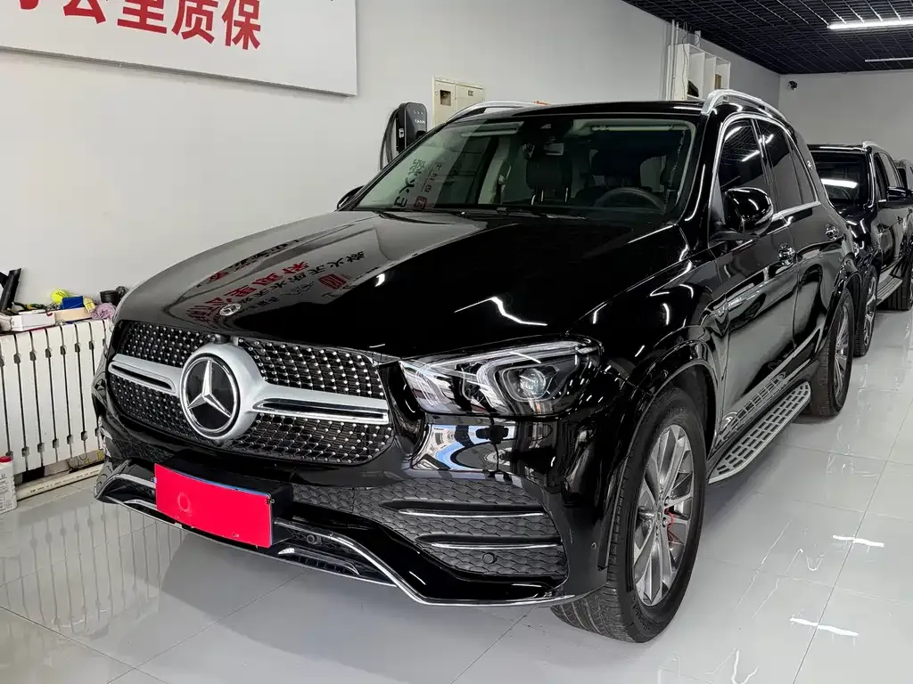 Mercedes-Benz GLE (Import) — фото 1