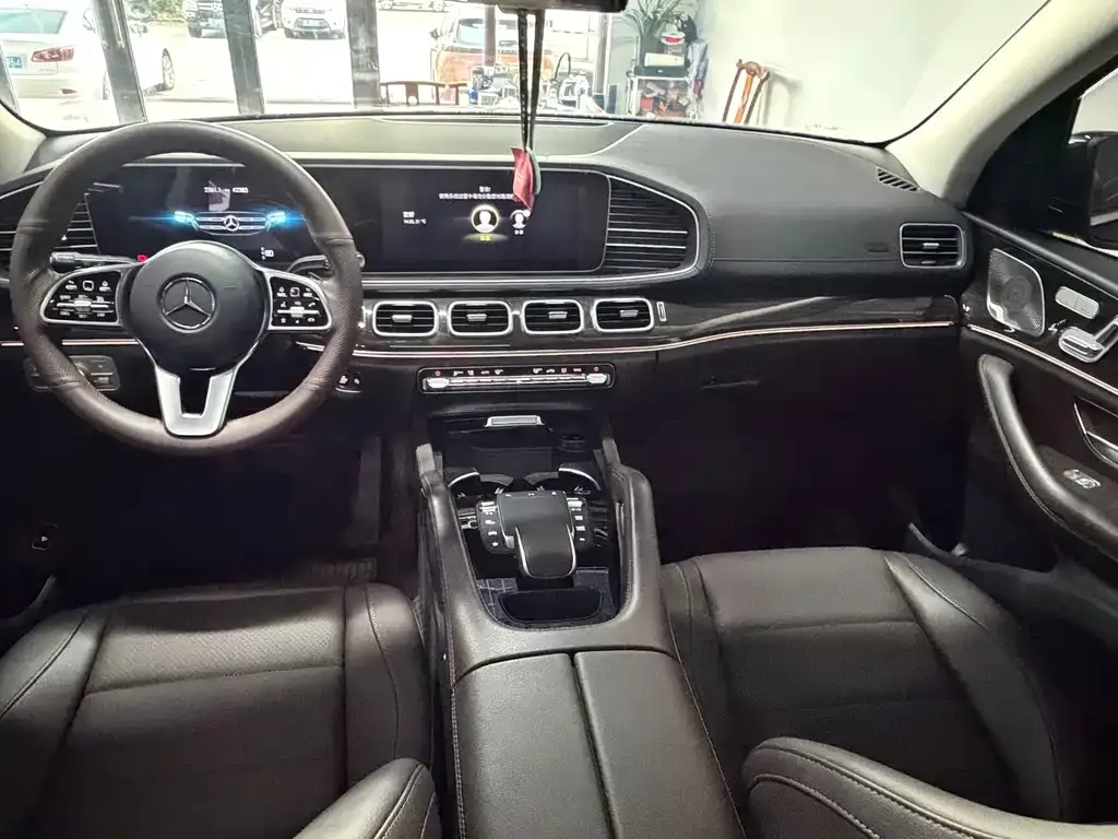 Mercedes-Benz GLE (Import) — фото 9