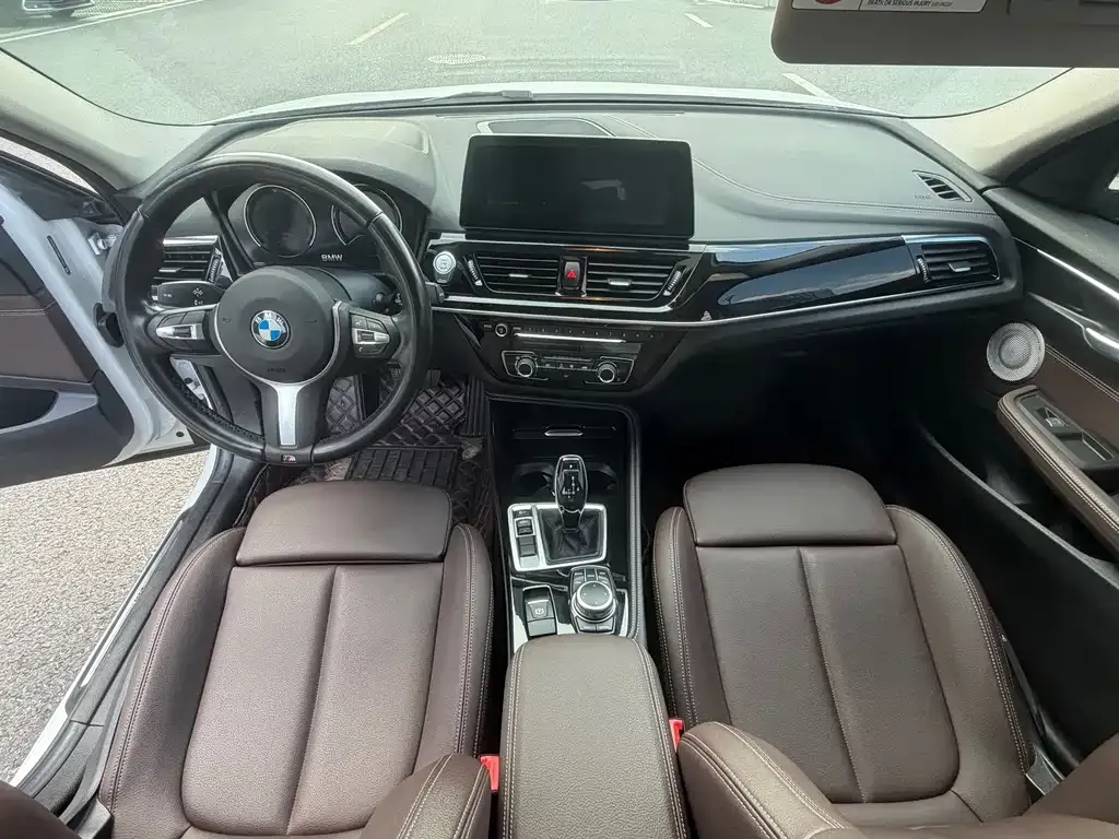 BMW 1 Series — фото 10