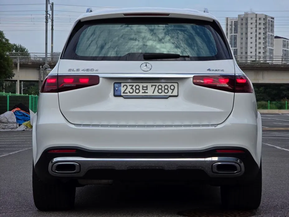 Mercedes-Benz GLS-Class — фото 6