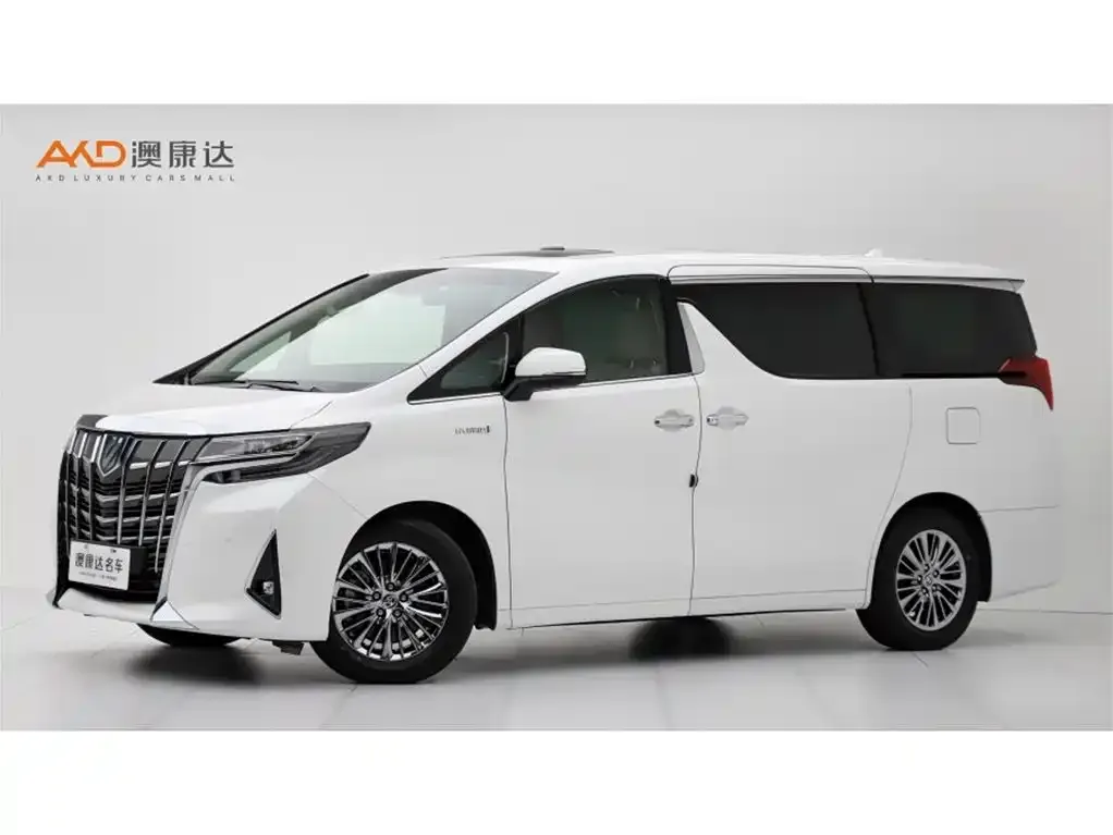 Toyota Alphard — фото 1