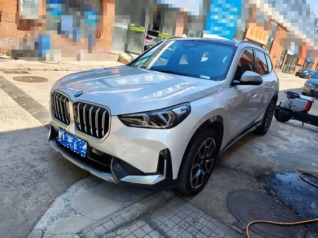 BMW X1 — фото 1