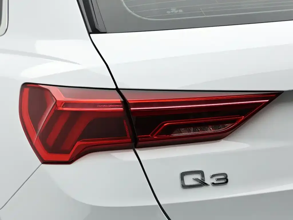 Audi Q3 — фото 5