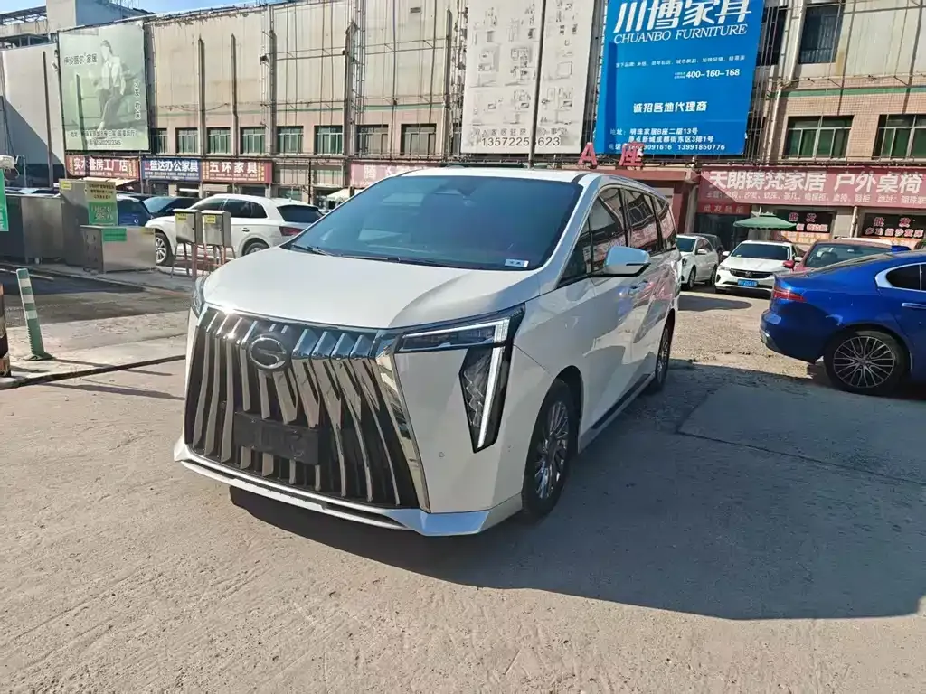 GAC Motor Trumpchi M8 — фото 1