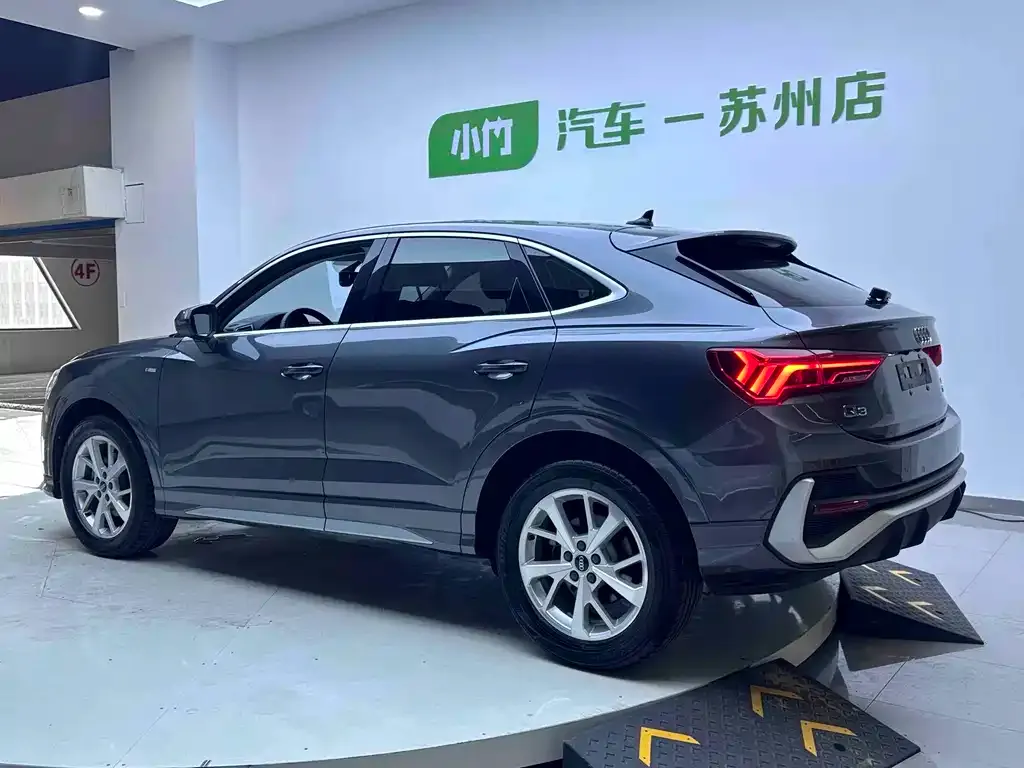 Audi Q3 Sportback — фото 5