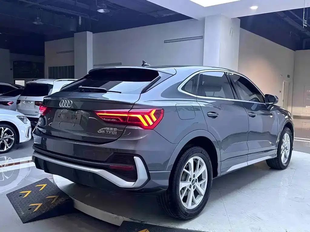 Audi Q3 Sportback — фото 4