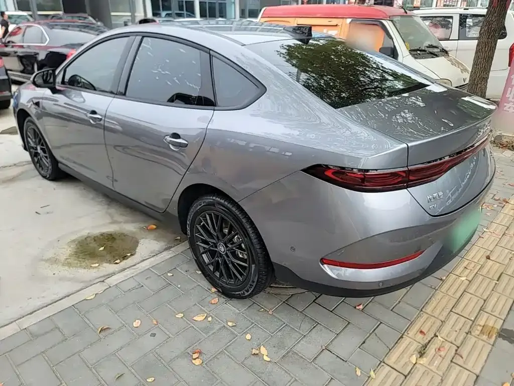 BYD Qin PLUS — фото 7