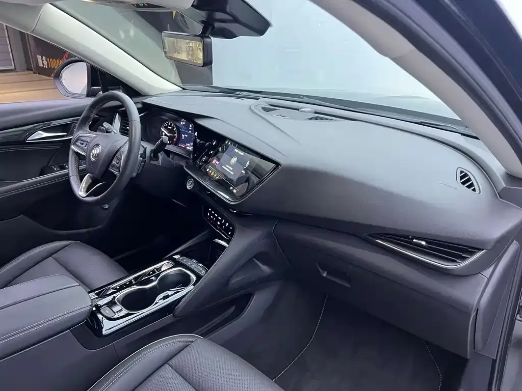Buick Envision Plus — фото 7