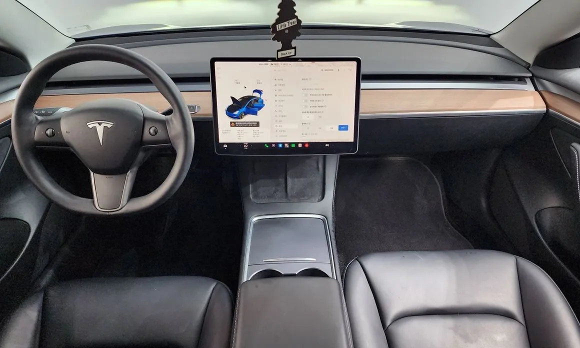 Tesla Model 3 — фото 7