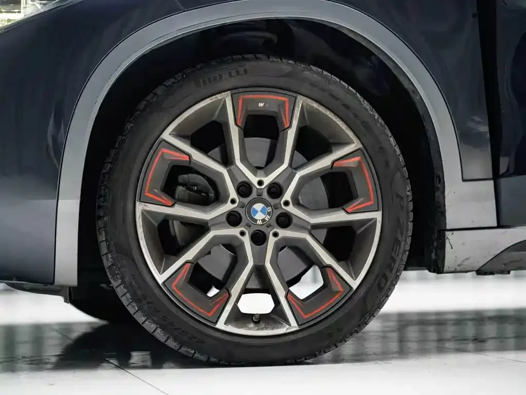 BMW X2 — фото 10