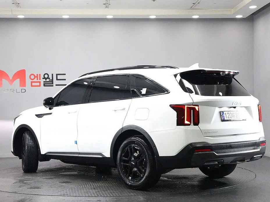 Kia Sorento — фото 3