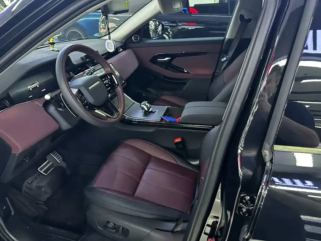 Land Rover Evoque — фото 3