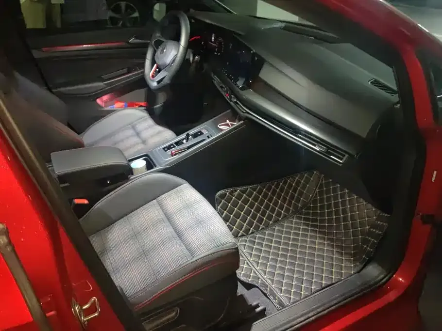 Volkswagen Golf GTI — фото 4