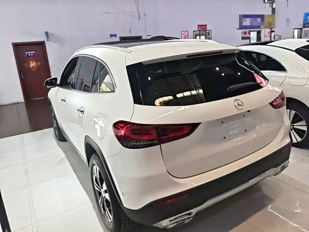 Mercedes-Benz GLA — фото 9