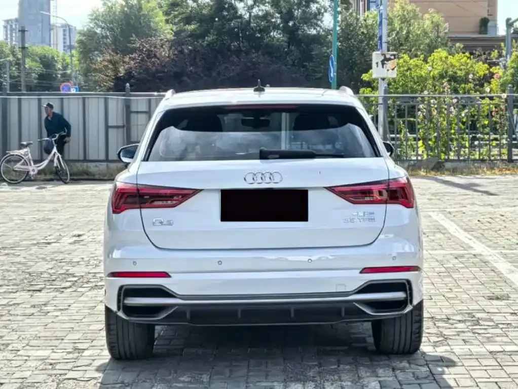 Audi Q3 — фото 3