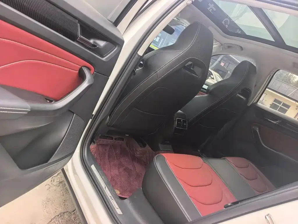 Skoda Kodiaq GT — фото 4