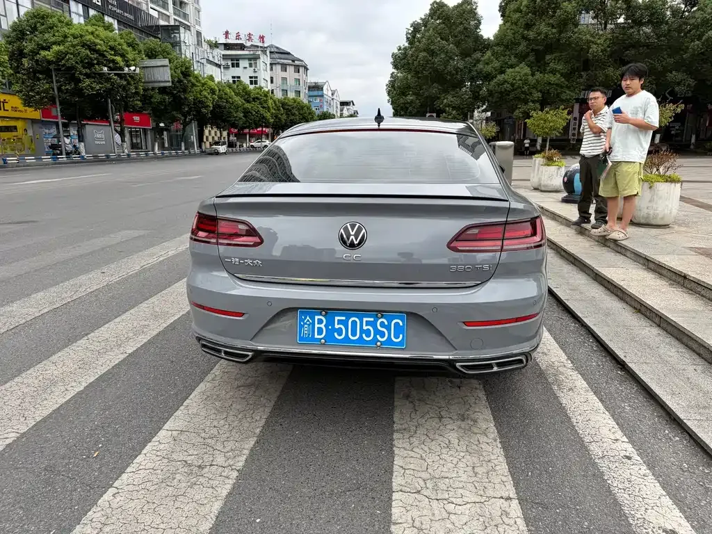 Volkswagen CC — фото 9