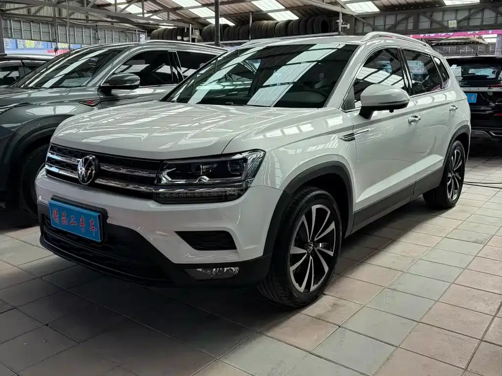 Volkswagen Tharu — фото 1
