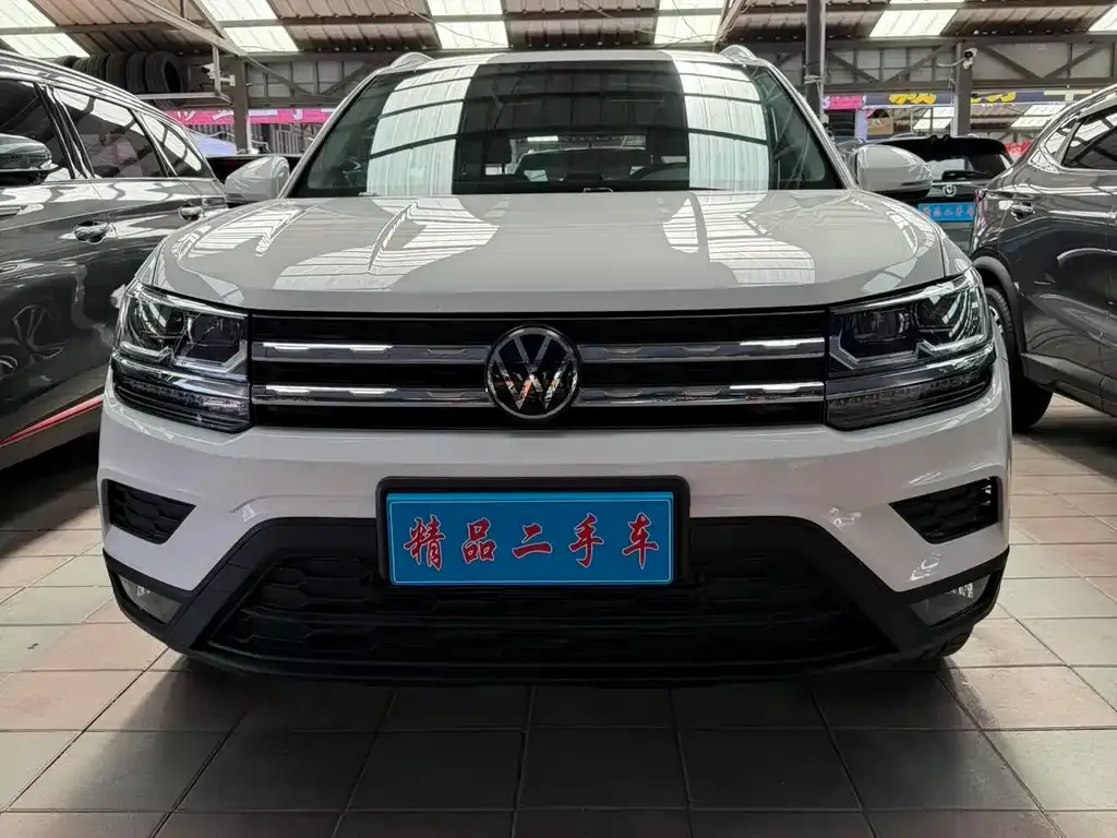 Volkswagen Tharu — фото 4