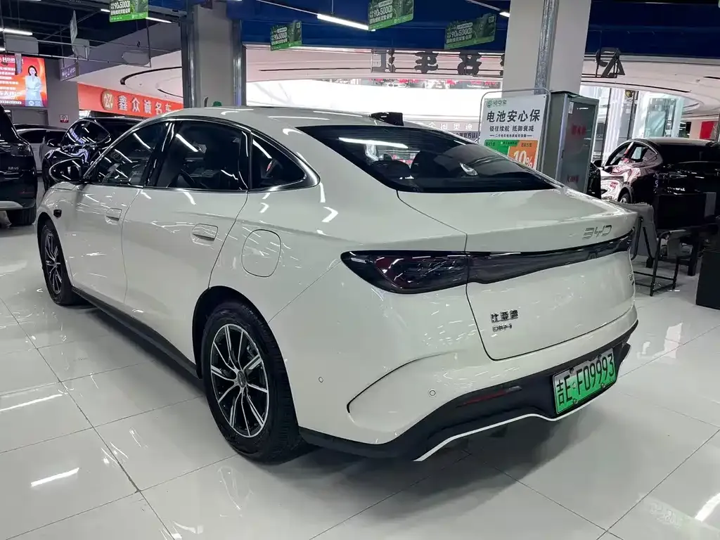 BYD Seal 06 — фото 10