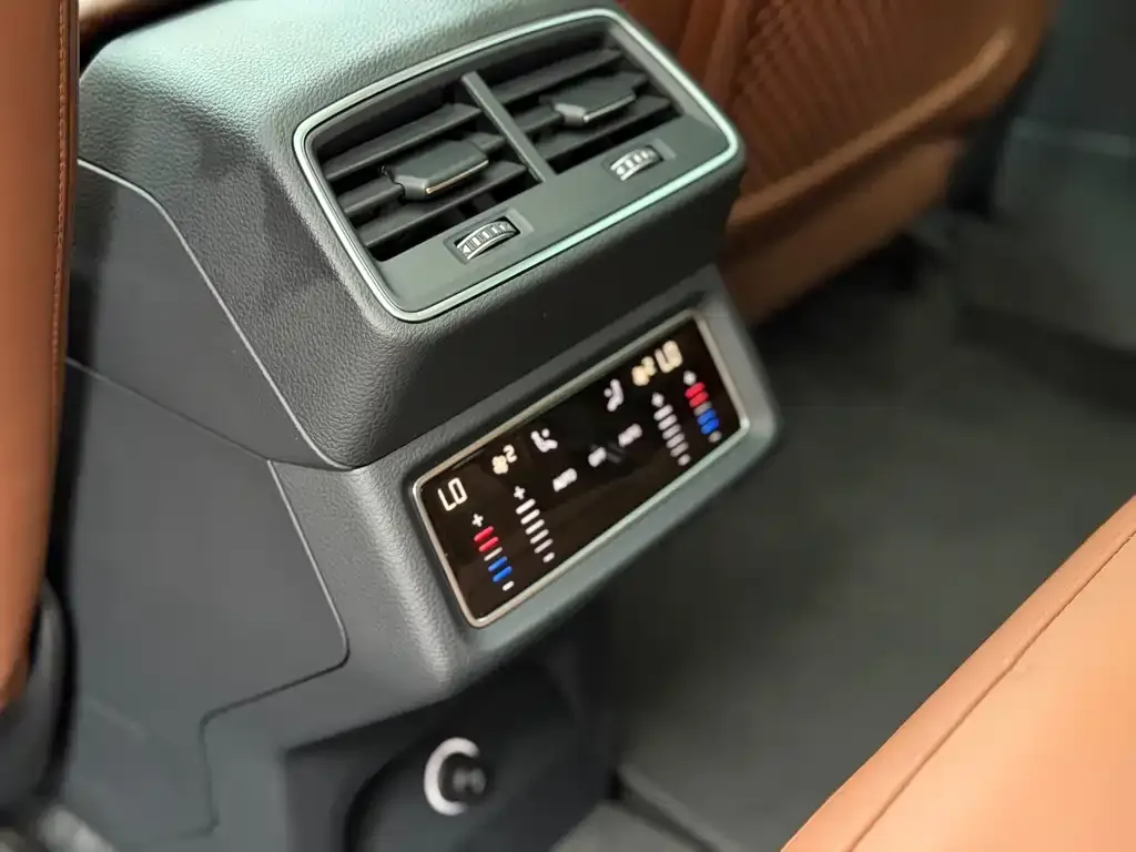 Audi e-tron (Import) — фото 2