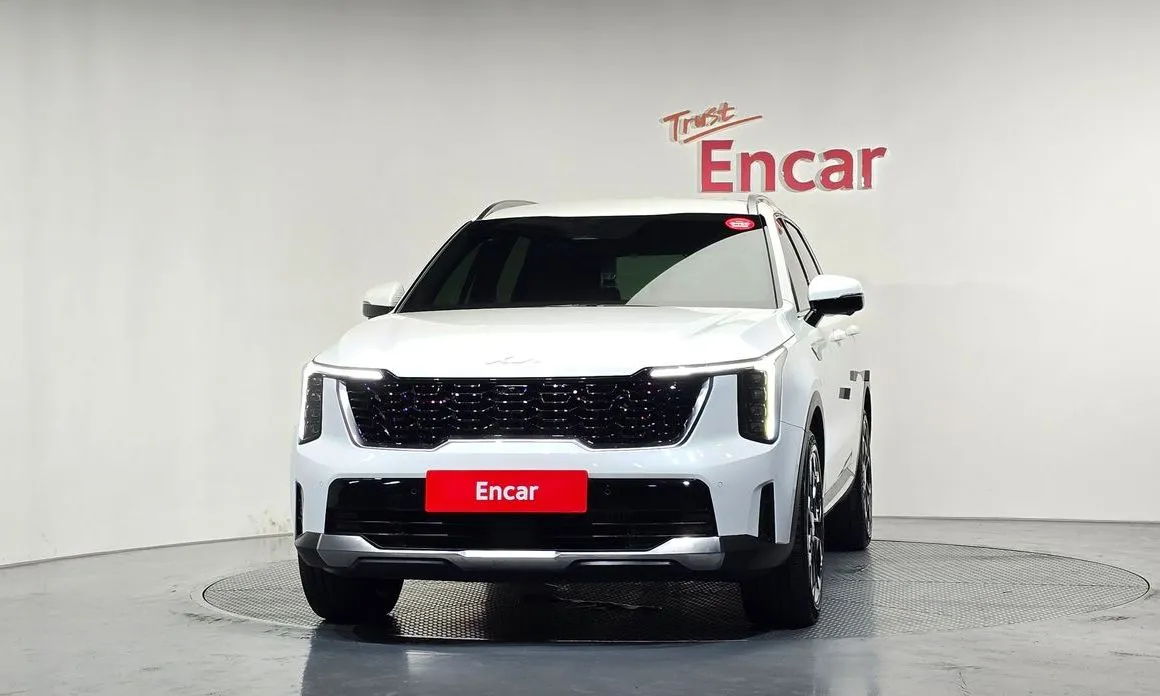 Kia Sorento — фото 9