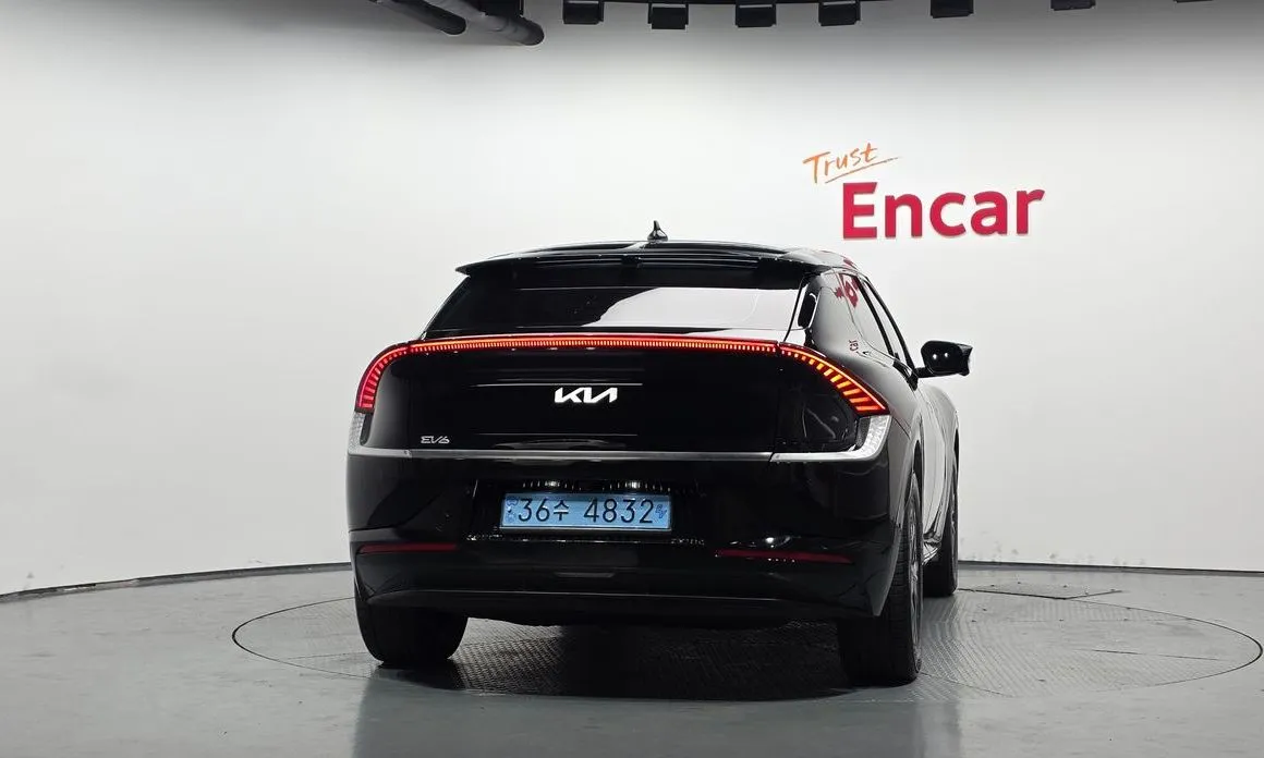 Kia EV6 — фото 2
