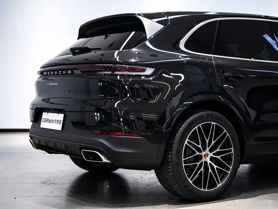 Porsche Cayenne — фото 6