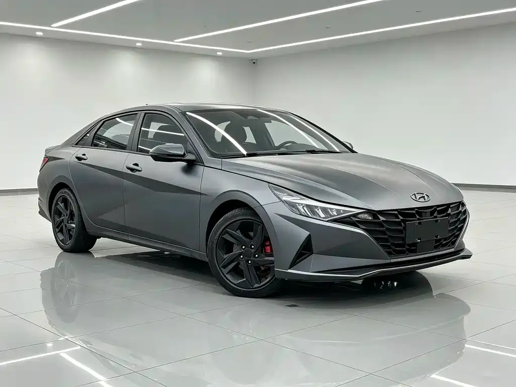Hyundai Elantra — фото 2
