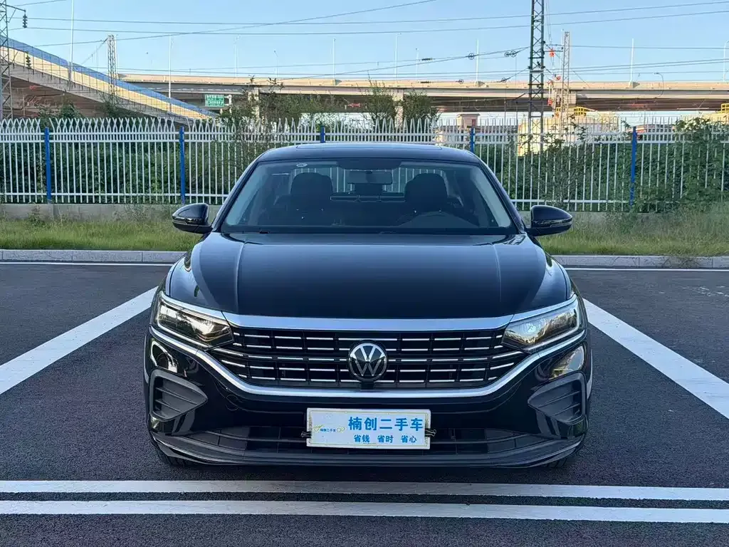 Volkswagen Passat — фото 10