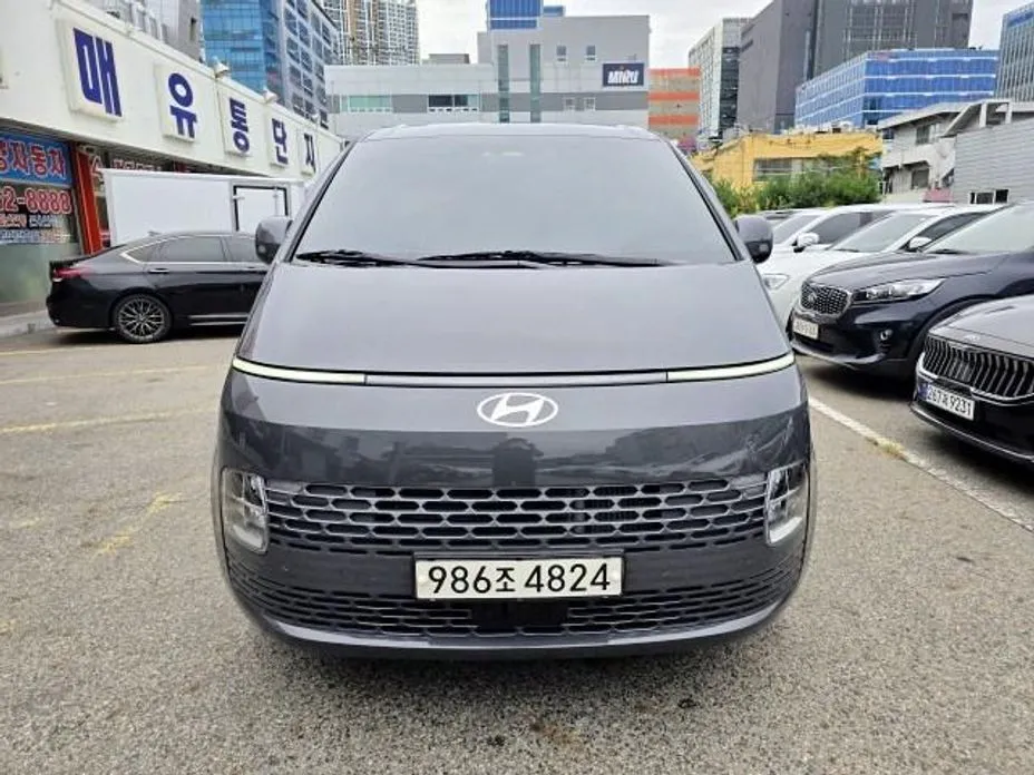 Hyundai Staria — фото 3