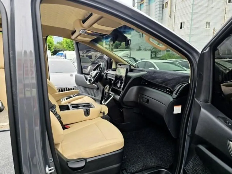 Hyundai Staria — фото 9