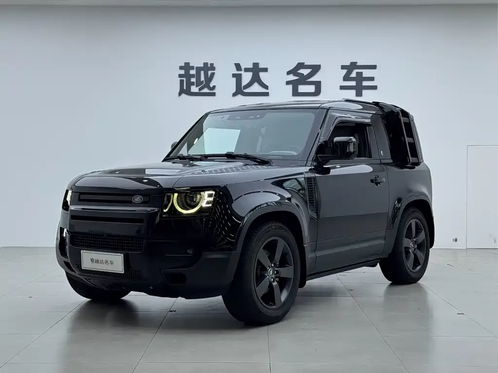 Land Rover Defender — фото 1