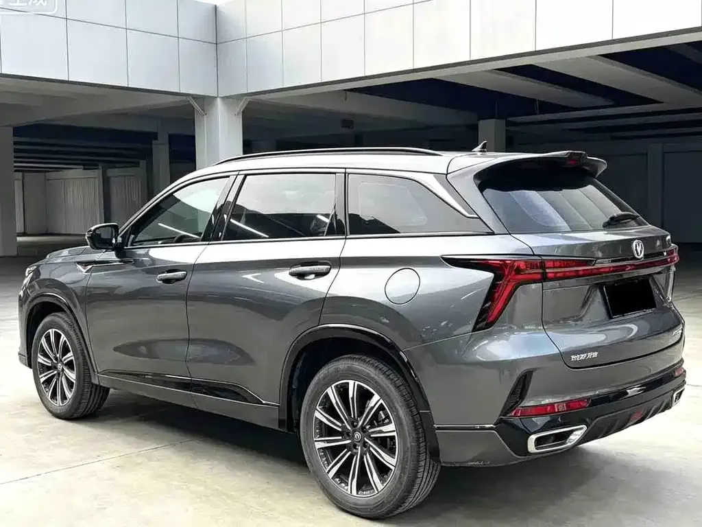 Changan CS75 PLUS — фото 5