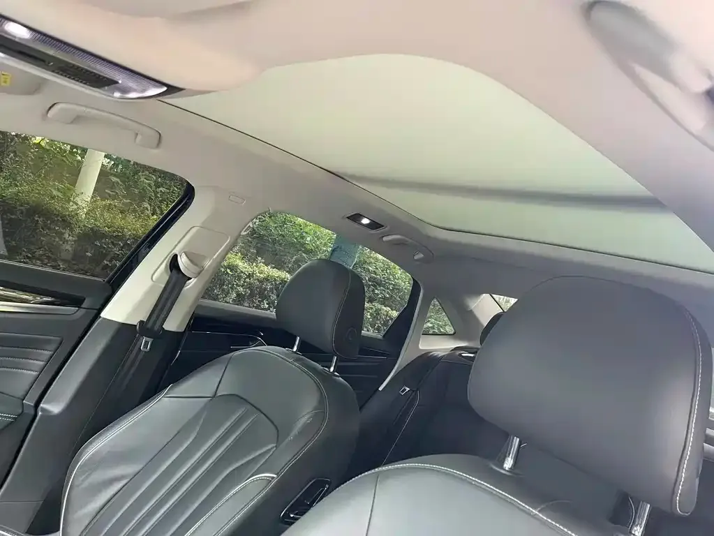 Volkswagen Passat — фото 5