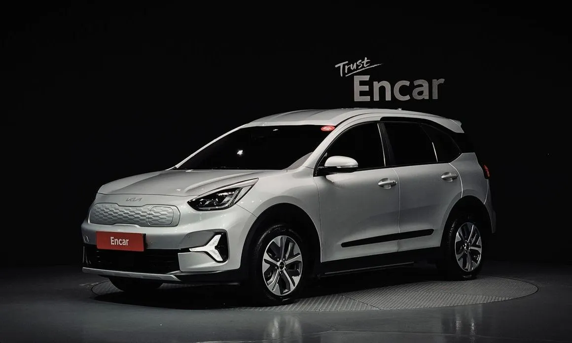 Kia Niro — фото 1