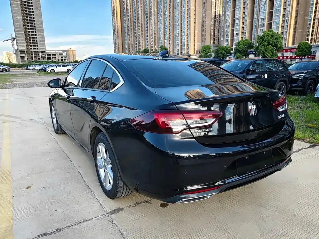 Buick Regal — фото 9