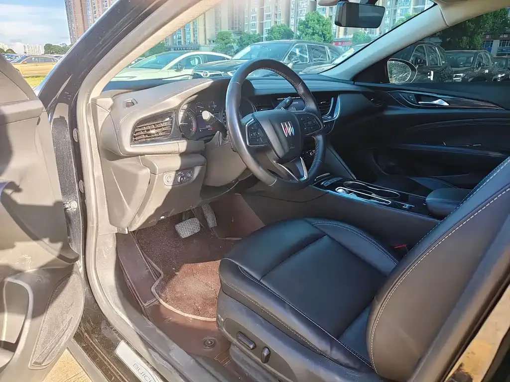 Buick Regal — фото 2