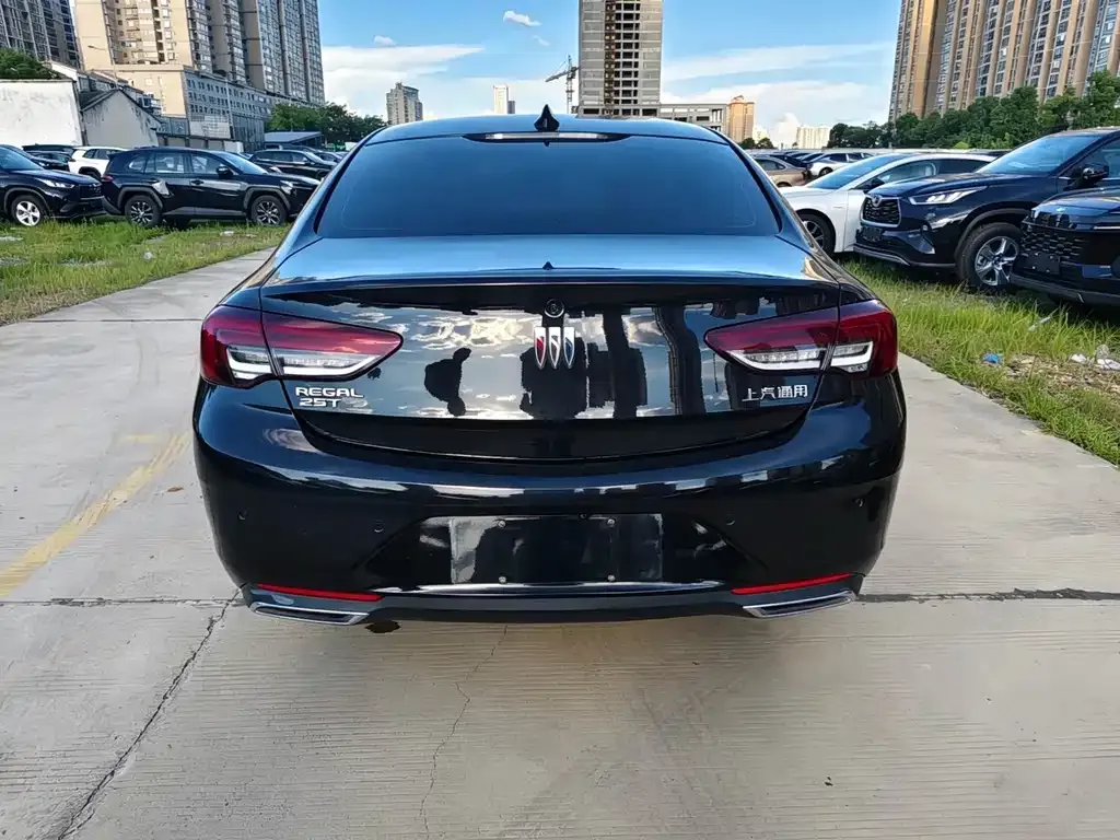 Buick Regal — фото 4
