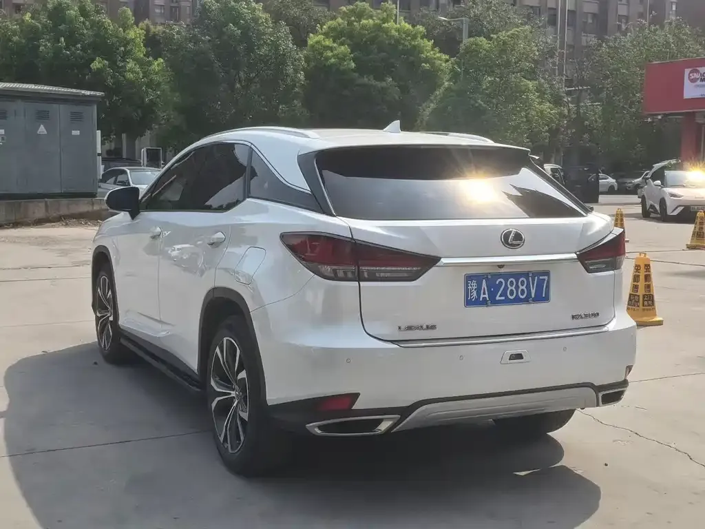 Lexus RX — фото 4