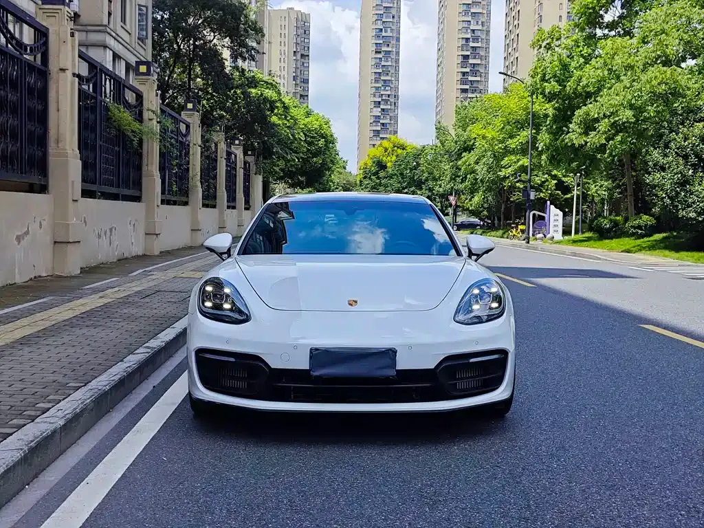 Porsche Panamera — фото 4